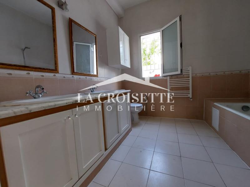 Villa S+4 aux jardins de l'aouina